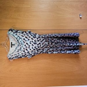 BCBG Maxazria graphic sleeveless sheath dress